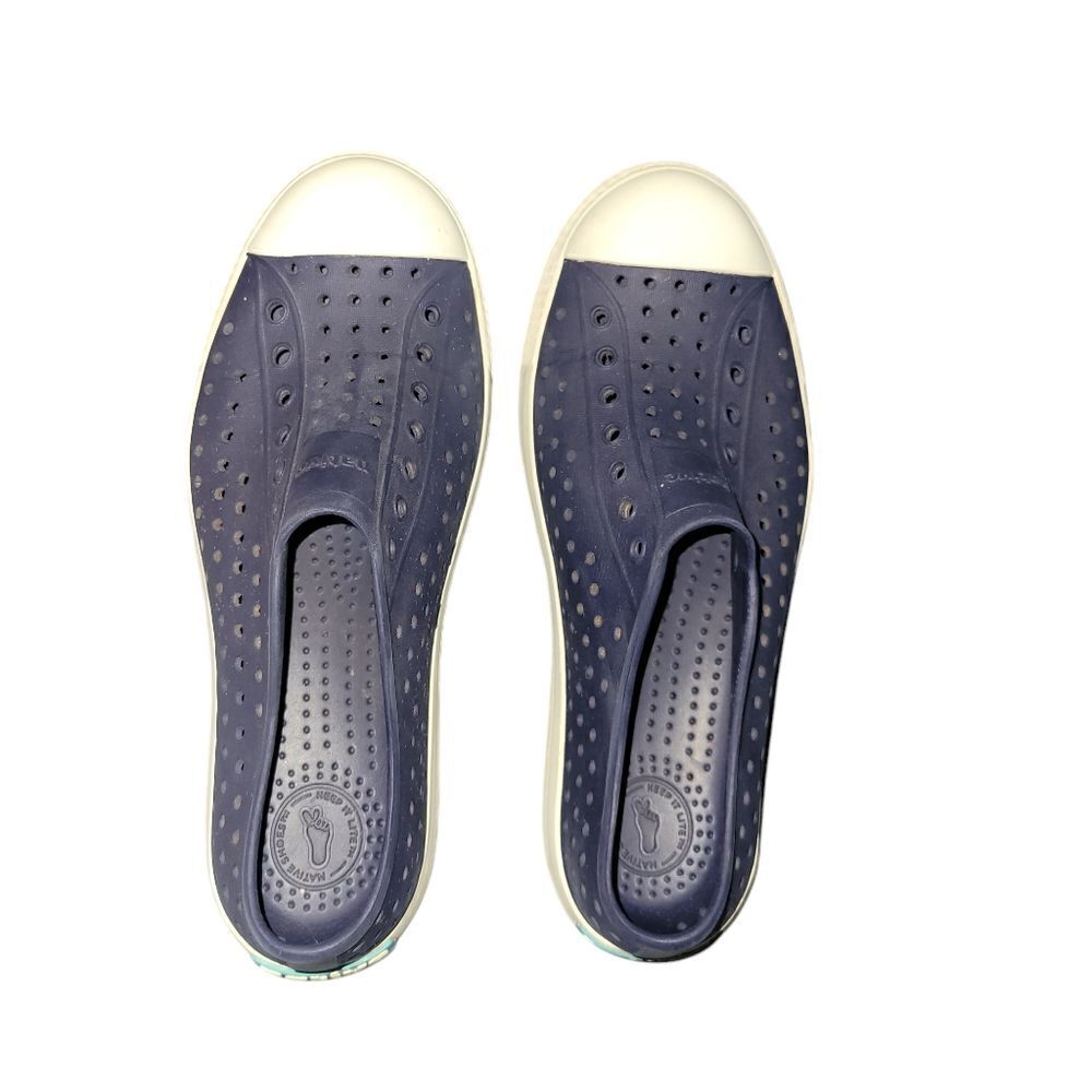 Native slip on shoes blue and white size J 5